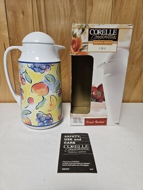 Corelle Corning Fruit Basket Pattern Thermal Coffee Carafe Thermique 1 QT